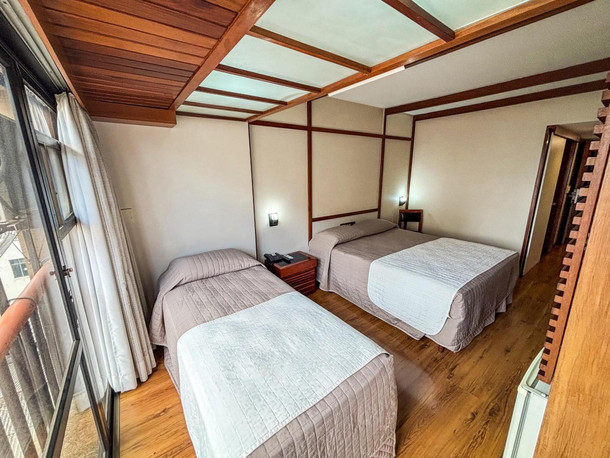 Quarto Triplo Superior